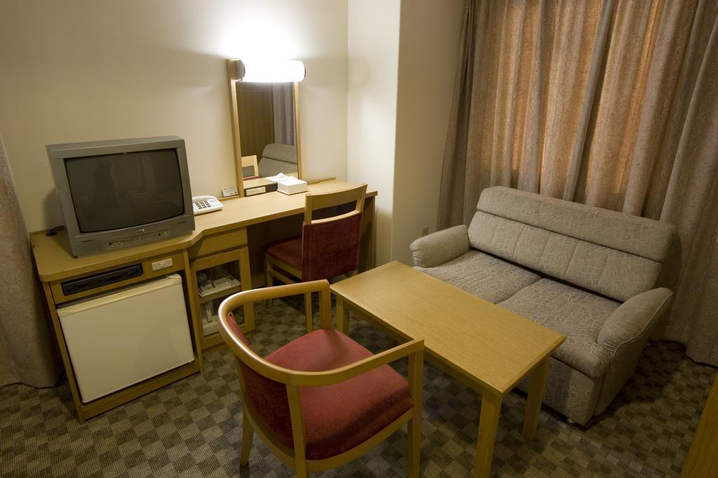 Unizo Inn Tokyo Asakusa Екстериор снимка