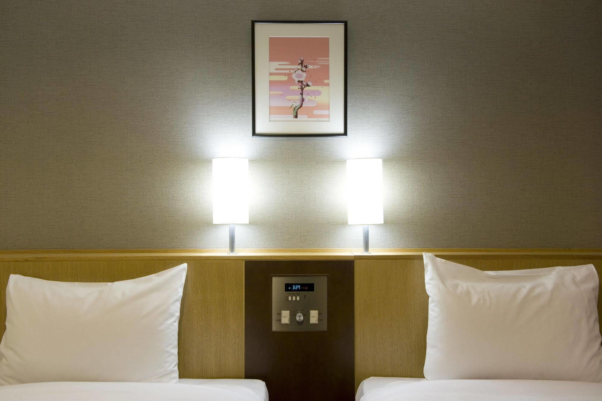 Unizo Inn Tokyo Asakusa Екстериор снимка